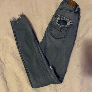 American Eagle Outfitters Light Blue Distressed Skinny Jeans